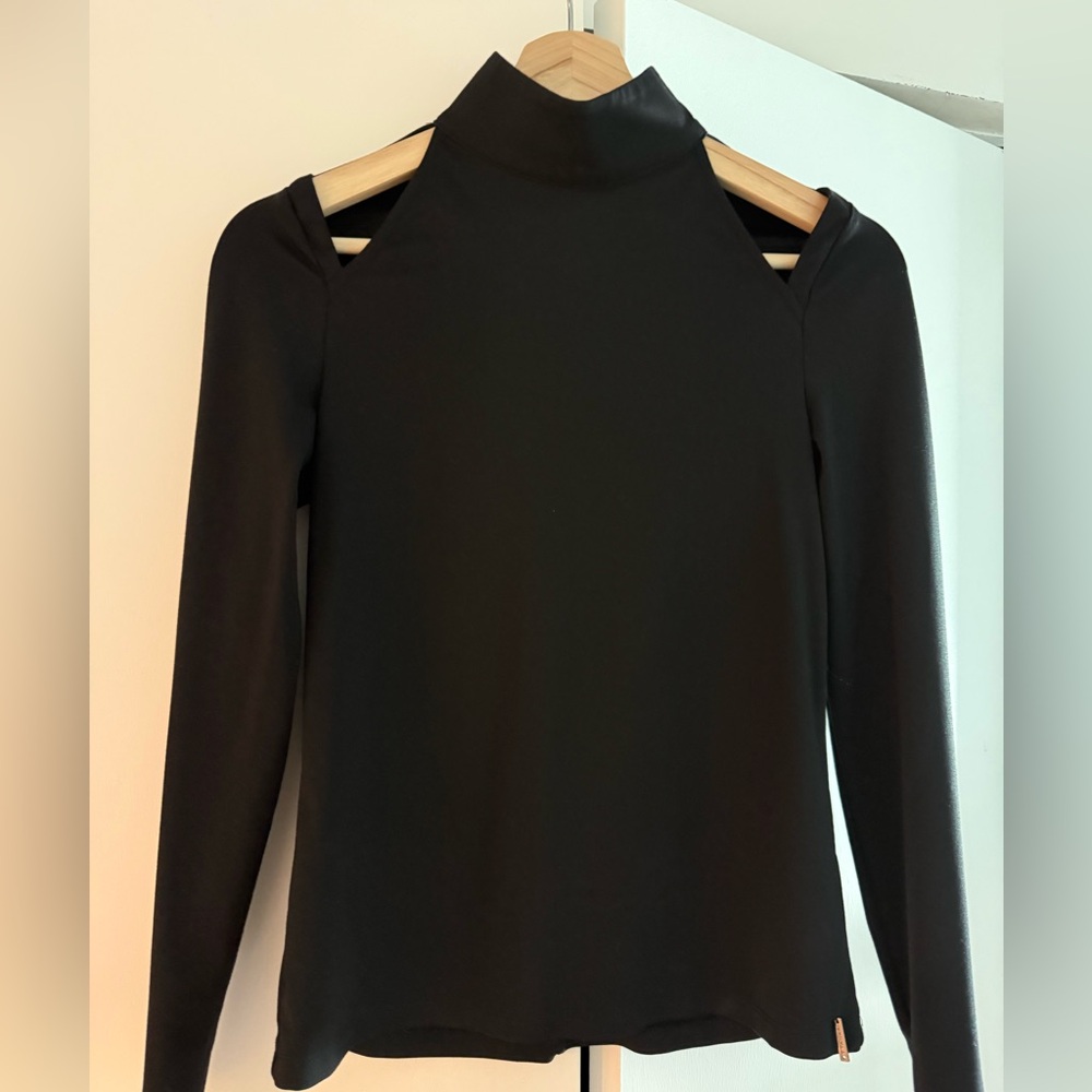 T Tahari Black Long-Sleeve Cold-Shoulder Mock Neck Top